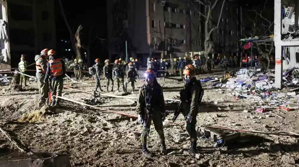 Iranian Missiles Strike Southern Israel, Wounding Over 100 as Air Defenses Fail