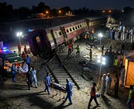 Tezgam Express Derails In Lodhran Leaving At Least Twenty Five Injured
