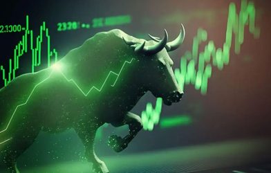 Pakistan Stock Exchange Surges: KSE-100 Gains 4,300 Points