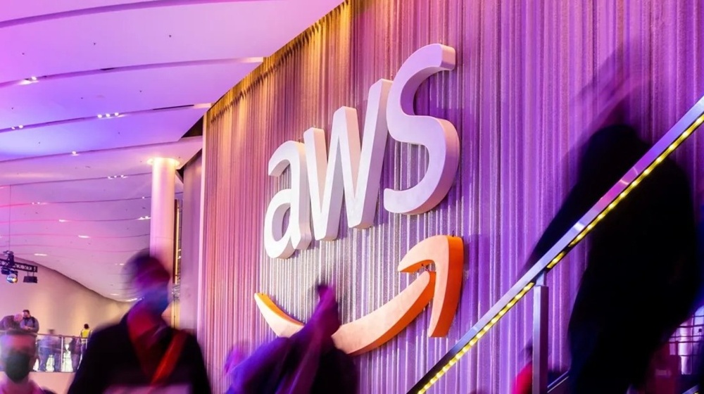 Amazon Launches AI Tool to Speed Drug Discovery Process