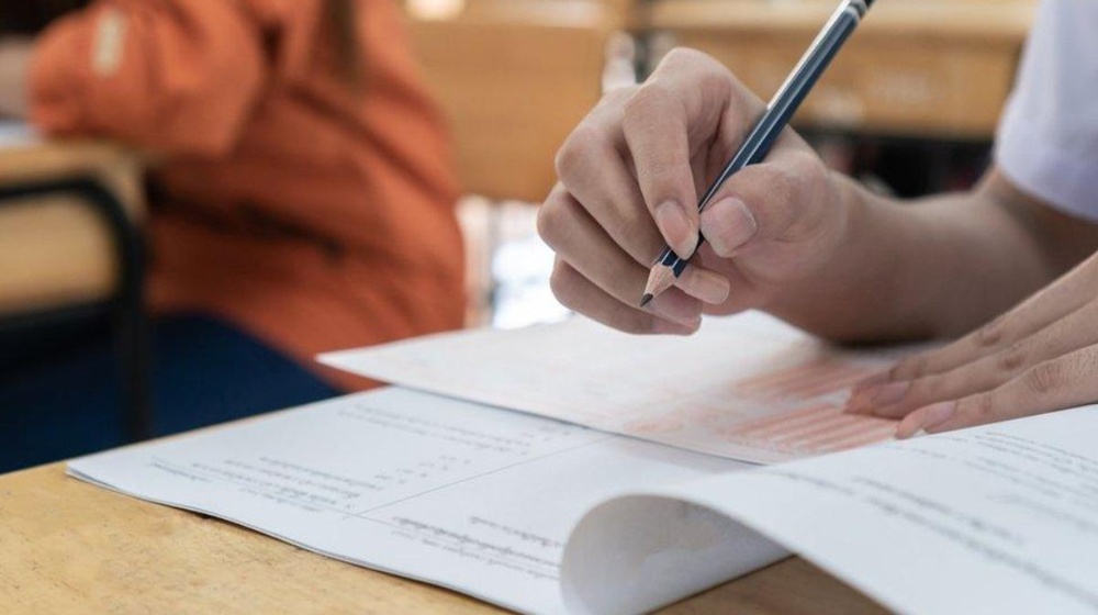 Karachi Matric Exams Begin Amid Confusion and Last-Minute Changes