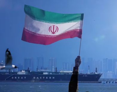 Iran Imposes New Strait of Hormuz Rules, Navy Approval Required