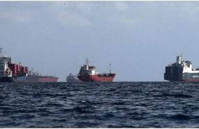 Iran Vows Response After US Seizes Commercial Vessel at Sea