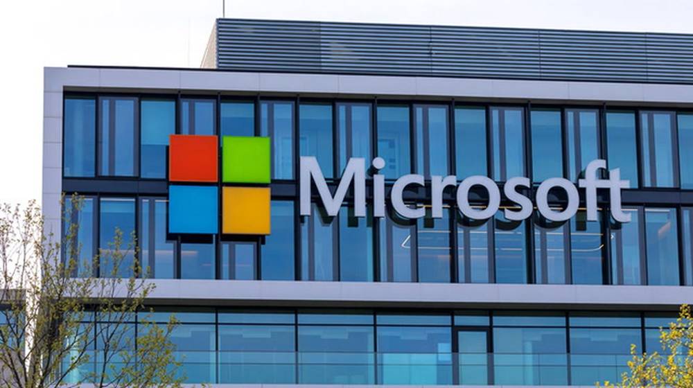 Poker Tactics Help Secure Microsoft DeepMind AI Deal Strategy