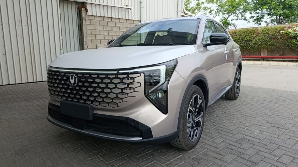 Master Changan Motors Prepares for Changan UNI-S Launch