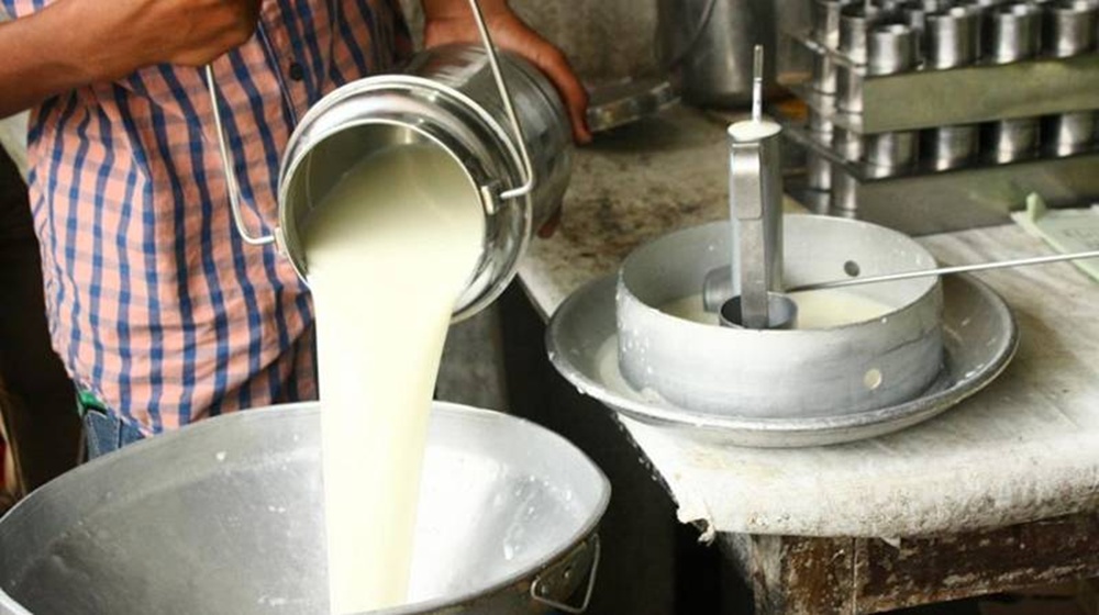 Milk Prices Surge in Karachi Following Official Price Increase Notification