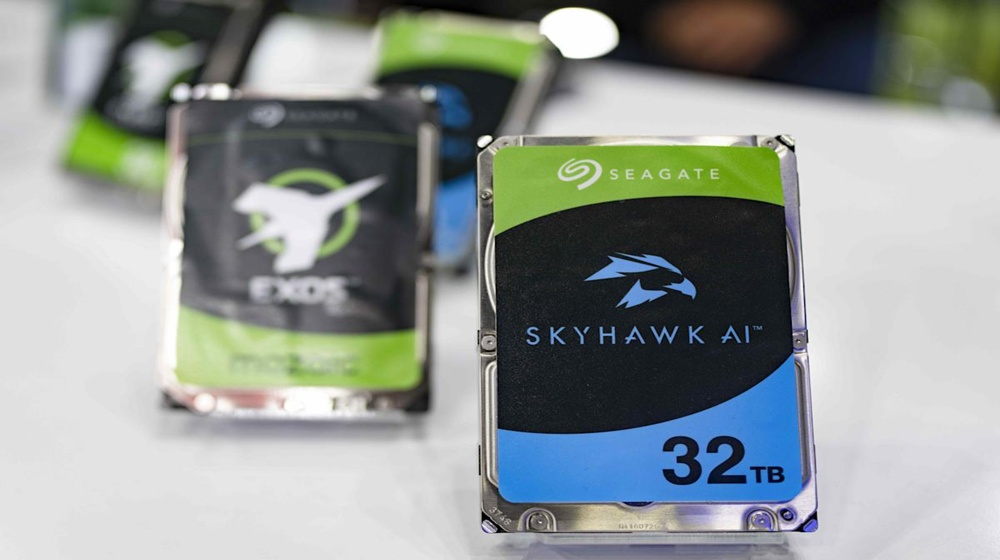 Storage Stocks Jump as Seagate Forecast Boosts AI Spending Confidence