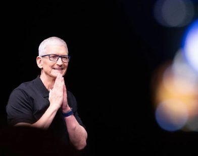 Tim Cook stepping down