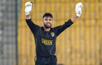 Usman Khan Sets New PSL Record With Stunning Century