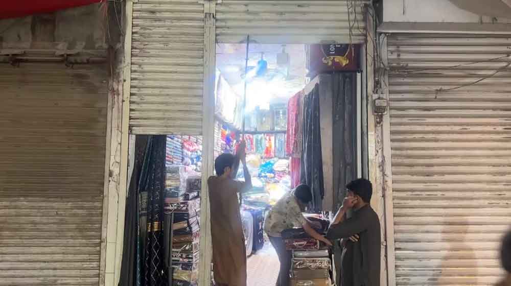 Early market closures cost