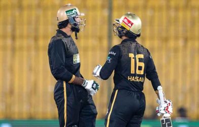 Hyderabad Kingsmen stun Karachi Kings