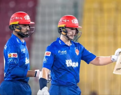 Islamabad United beat Multan Sultans