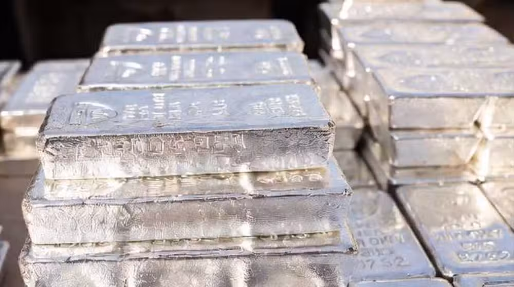 Silver Rates Pakistan Fall Faster Than Gold After India Market Crisis