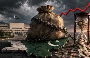 Pakistan government debt rising