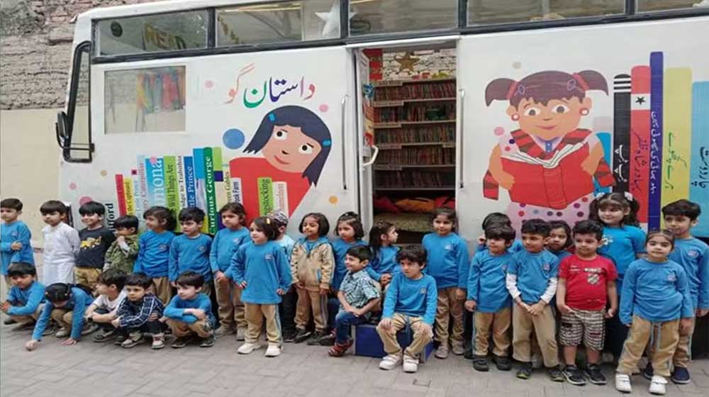 Libraries on Wheels