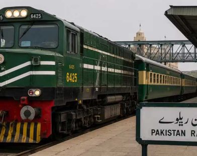 Pakistan Railways outsources trains
