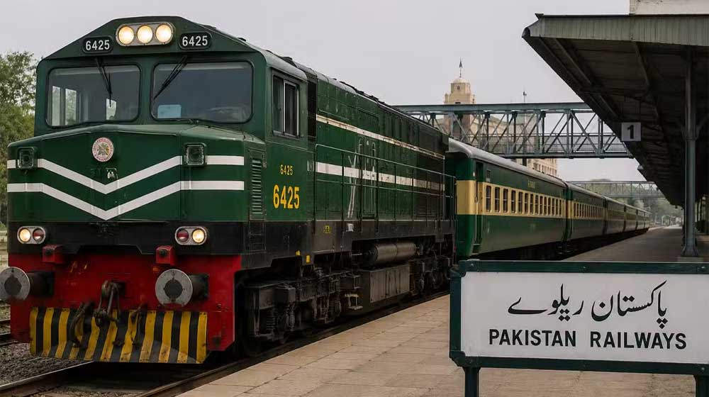 Pakistan Railways outsources trains