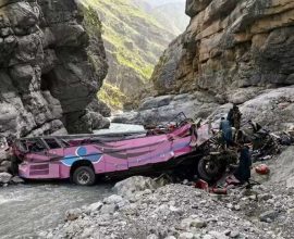 Quetta to Peshawar bus crash