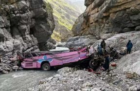 Quetta to Peshawar bus crash