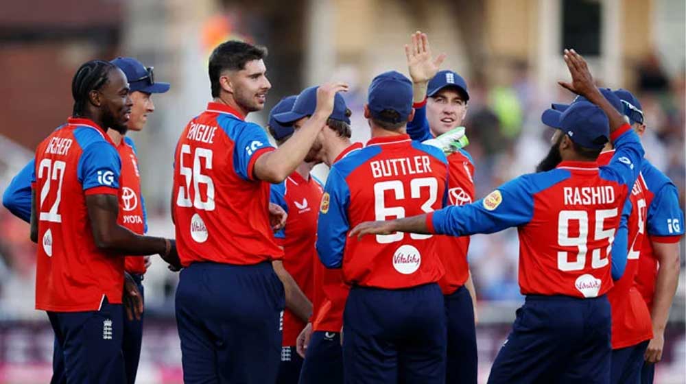 England crushes India T20I