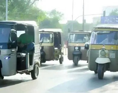 Karachi rickshaw rules