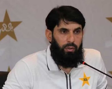 Misbah-ul-Haq resigns PCB