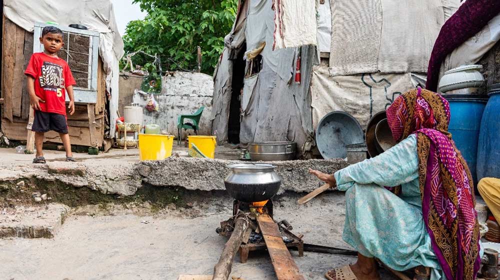 Pakistan poverty